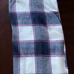 Hollister Accessories - Hollister scarf Hollister Accessories - Hollister scarf